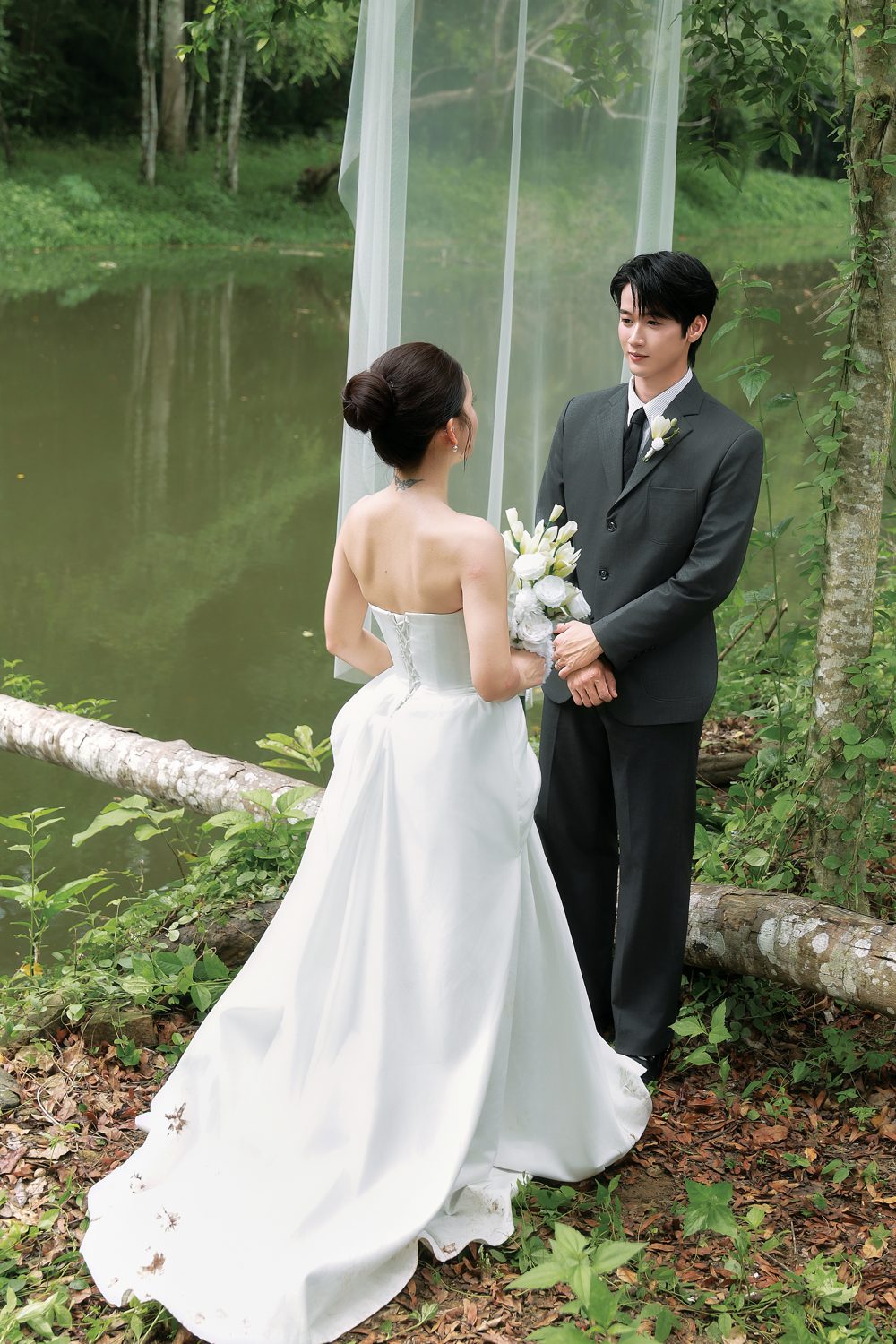 Album cưới hồ nước HEBE